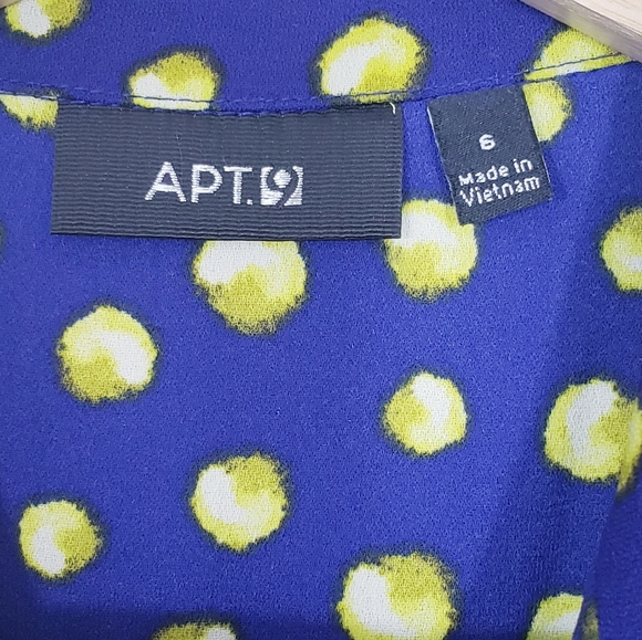 APT. 9- dress size 6 - Picture 3 of 5